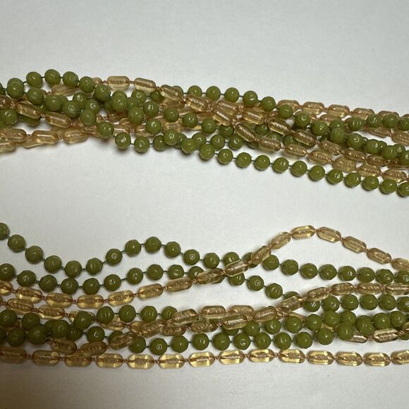 Vintage 1940s 8-Strand Green Beaded Torsade Necklace - Ornate Clasp Estate Piece - Picture 8 of 11